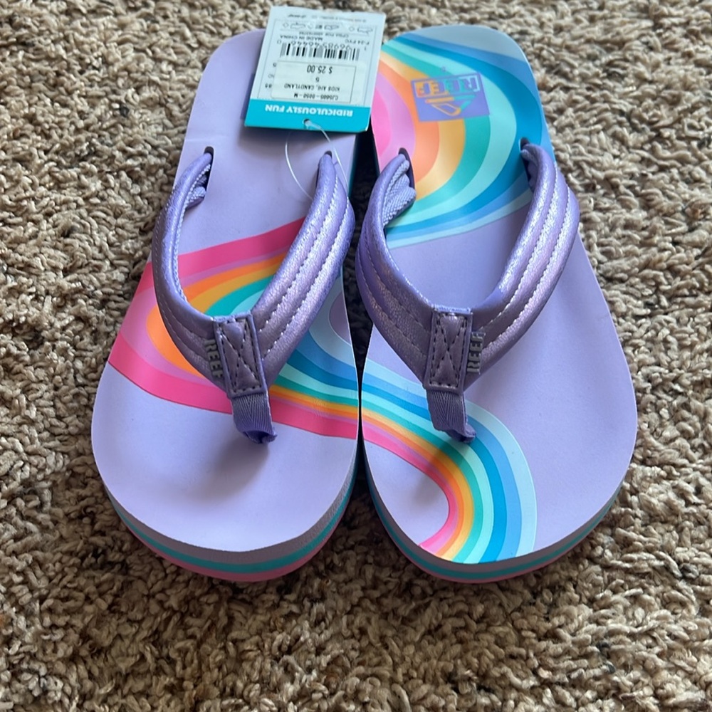 Reef Ahi Flip Flops - Picture 3 of 8